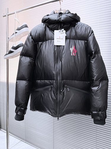 Moncler Stand-Collar Hooded Puffer Down Jacket - Black