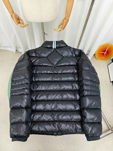 Canada Goose Crofton Stand-Collar Puffer Jacket in Black
