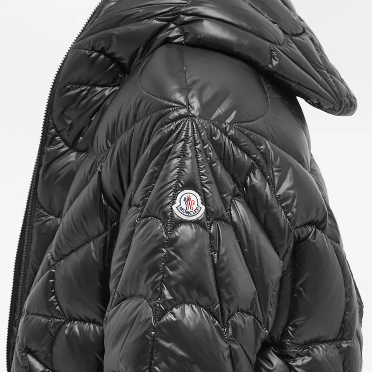 Moncler Violier Spiderweb-Quilted Hooded Down Jacket - Black