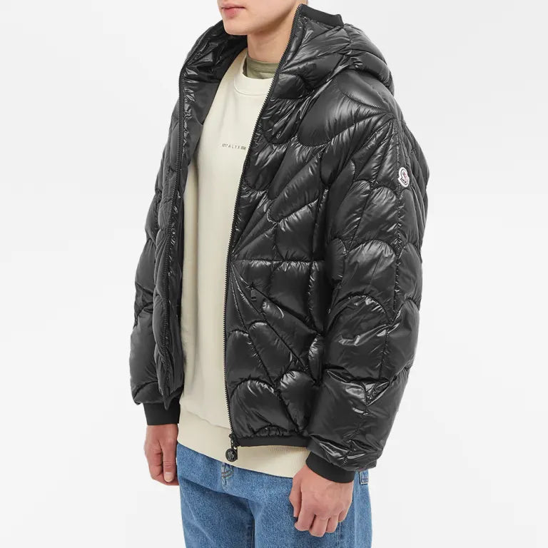 Moncler Violier Spiderweb-Quilted Hooded Down Jacket - Black