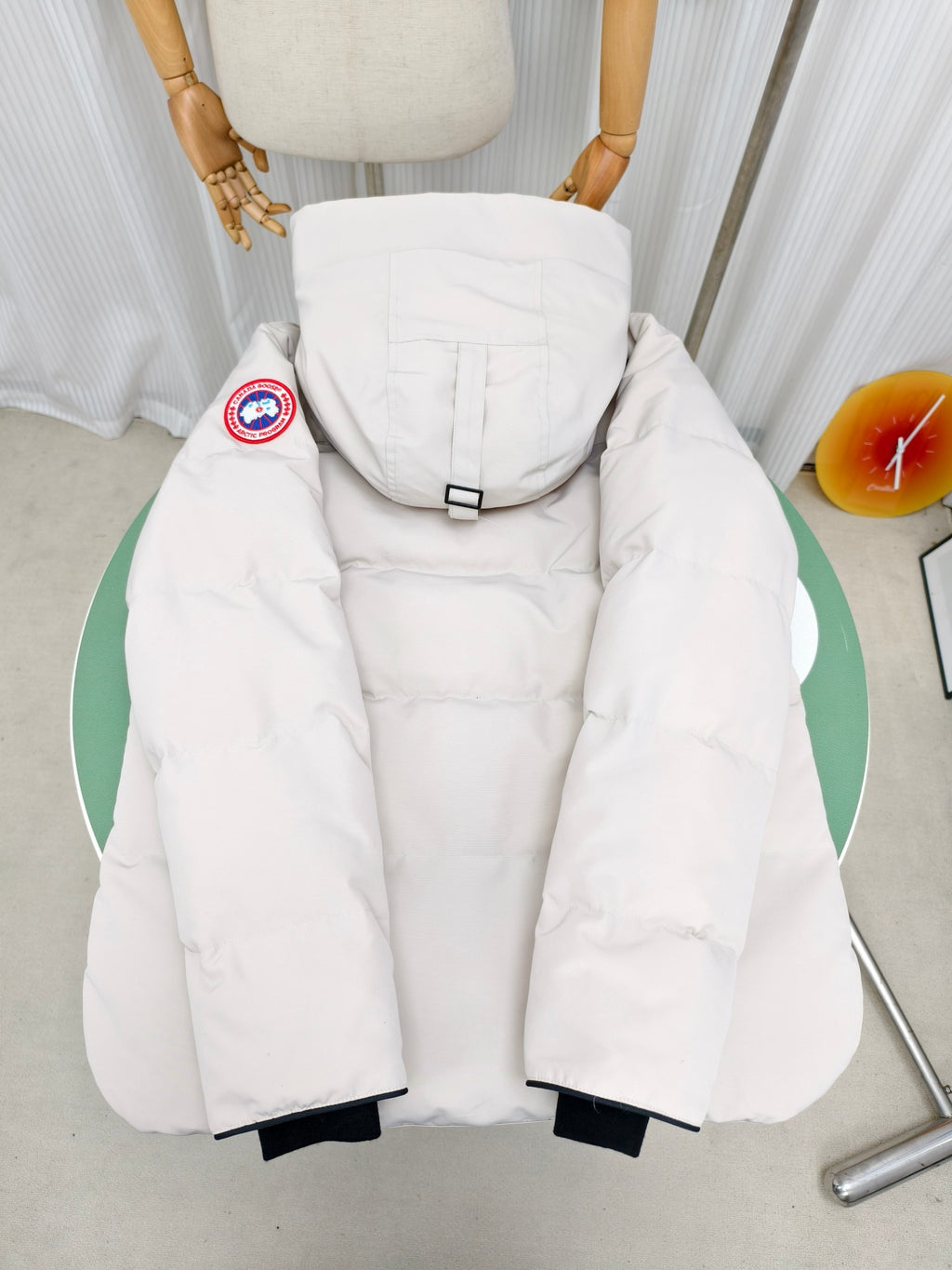 Canada Goose Wyndham Hooded Puffer Jacket in White