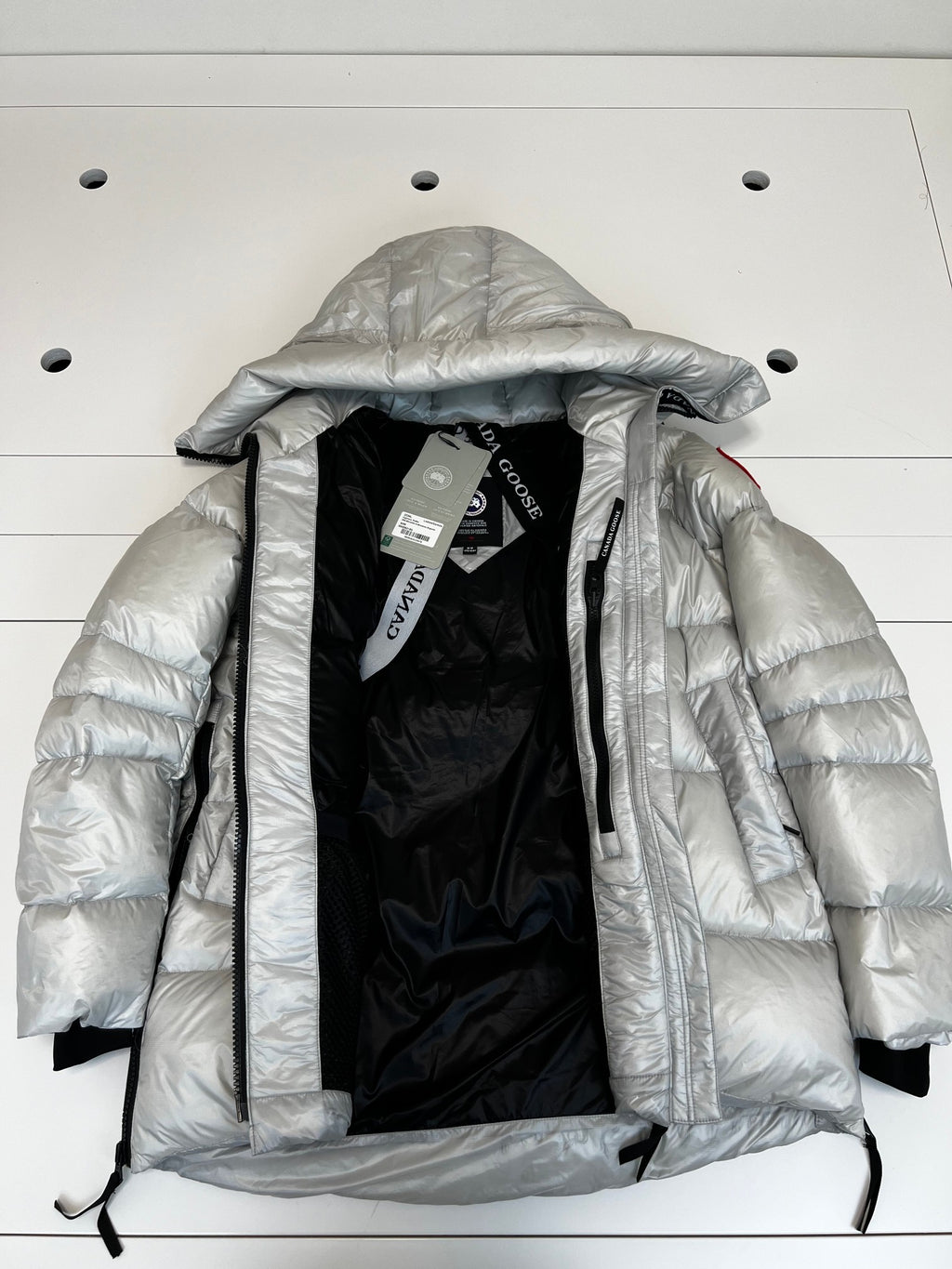 Canada Goose Women's Hooded Puffer Jacket in Silver Grey