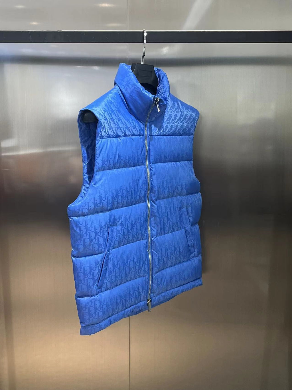 Dior Sleeveless Layering Vest