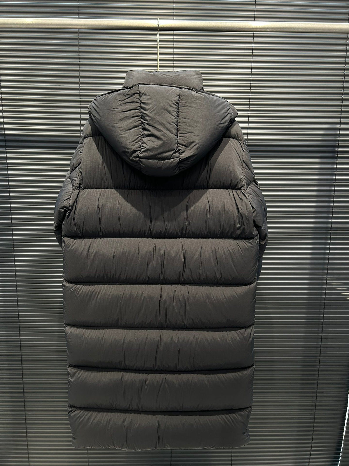 Moncler Long Matte-Finish Hooded Puffer Coat in Charcoal Grey