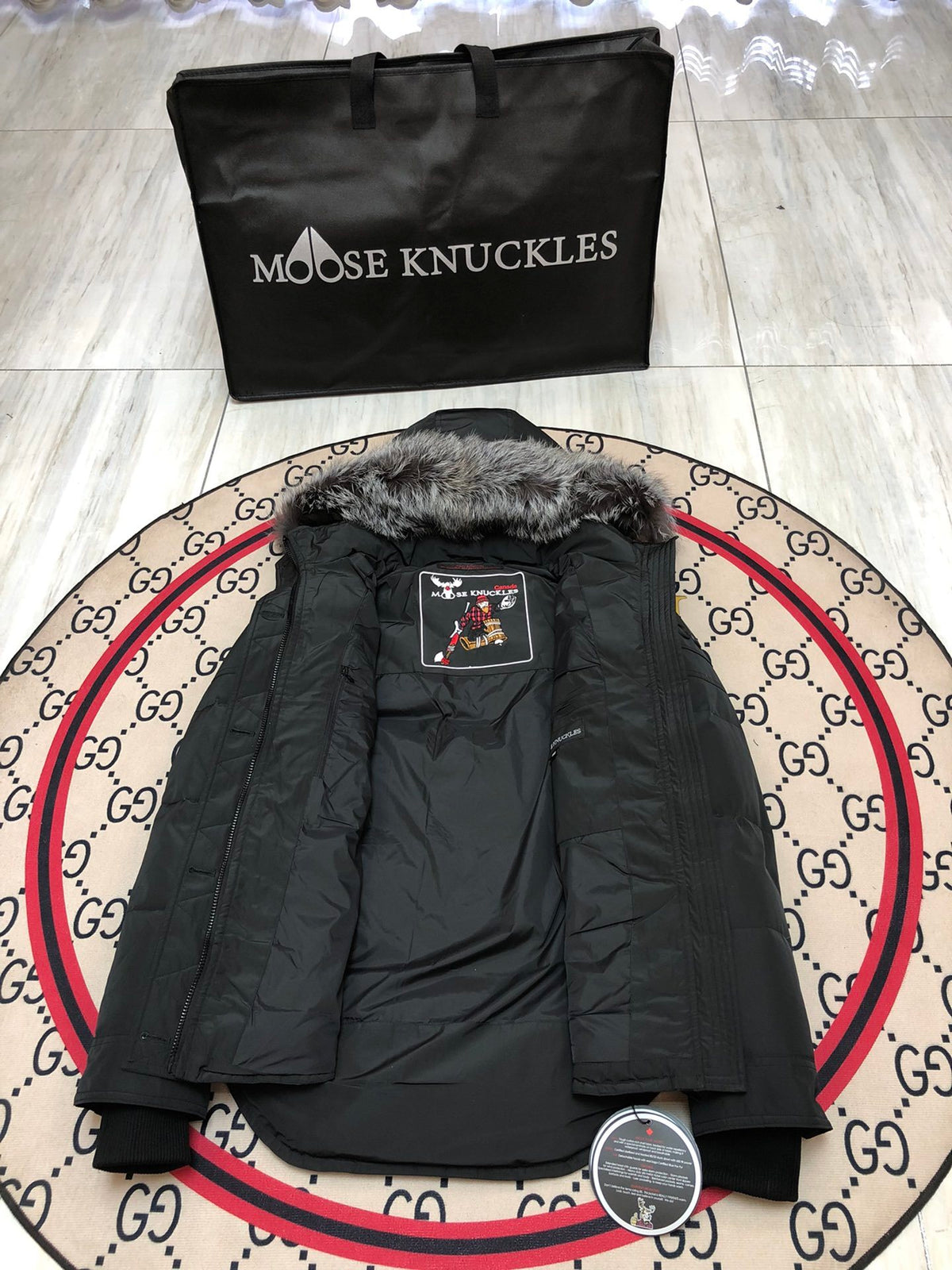 Moose Knuckles Women's Quilted Hooded Parka - Black