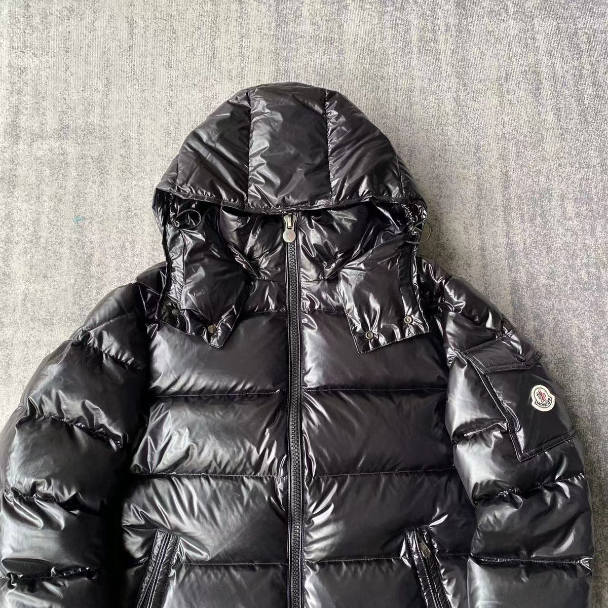 Moncler Maya Hooded Puffer Jacket - Glossy Black