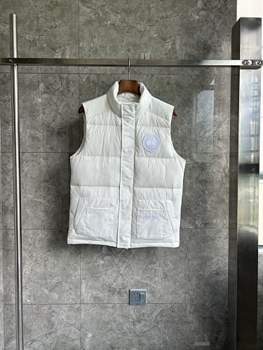 Canada Goose Quilted Stand-Collar Vest in White
