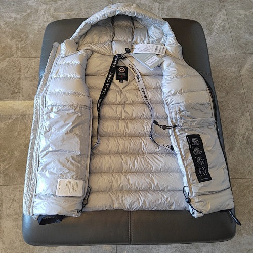 Canada Goose Hooded Puffer Jacket in Silver Grey